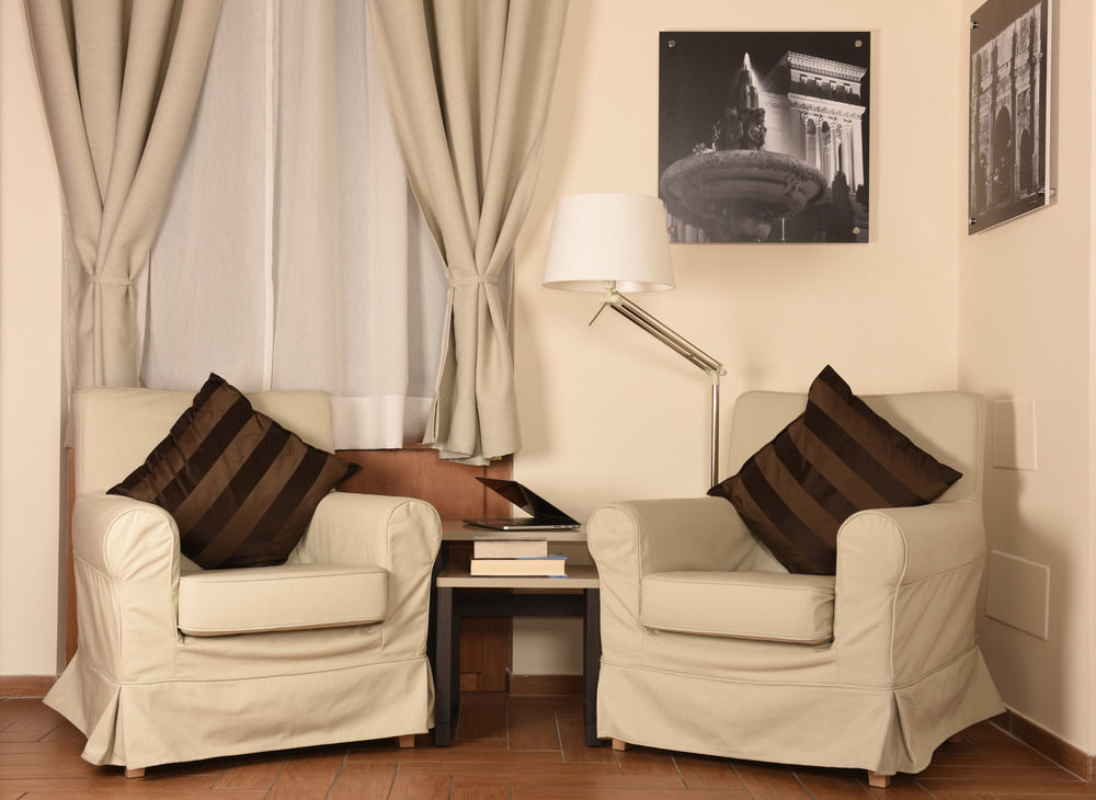 Готель Residenza Roma Екстер'єр фото