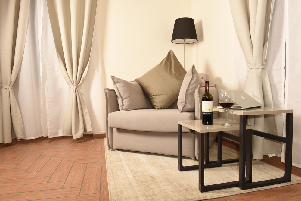 Готель Residenza Roma Екстер'єр фото