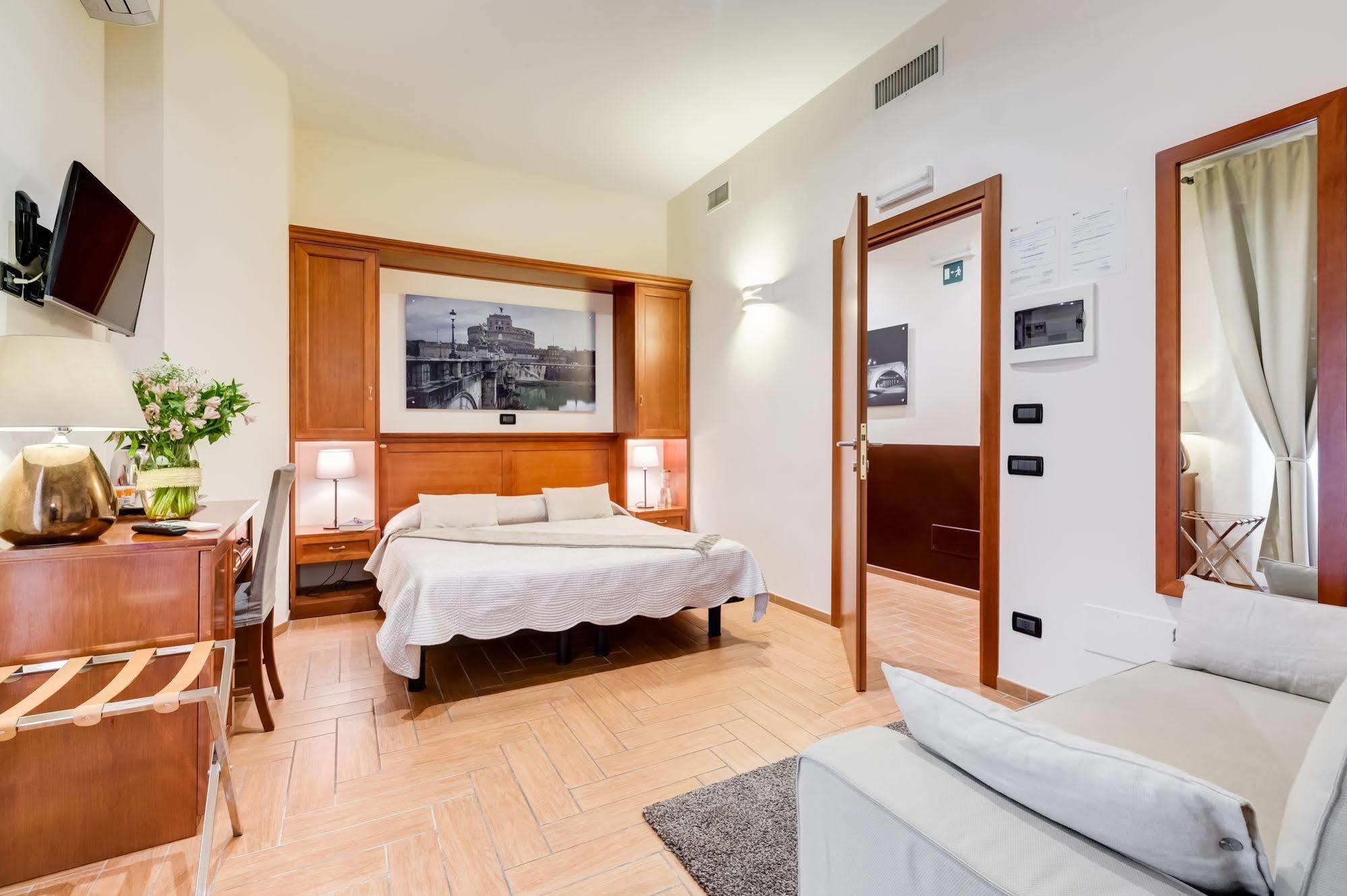 Готель Residenza Roma Екстер'єр фото