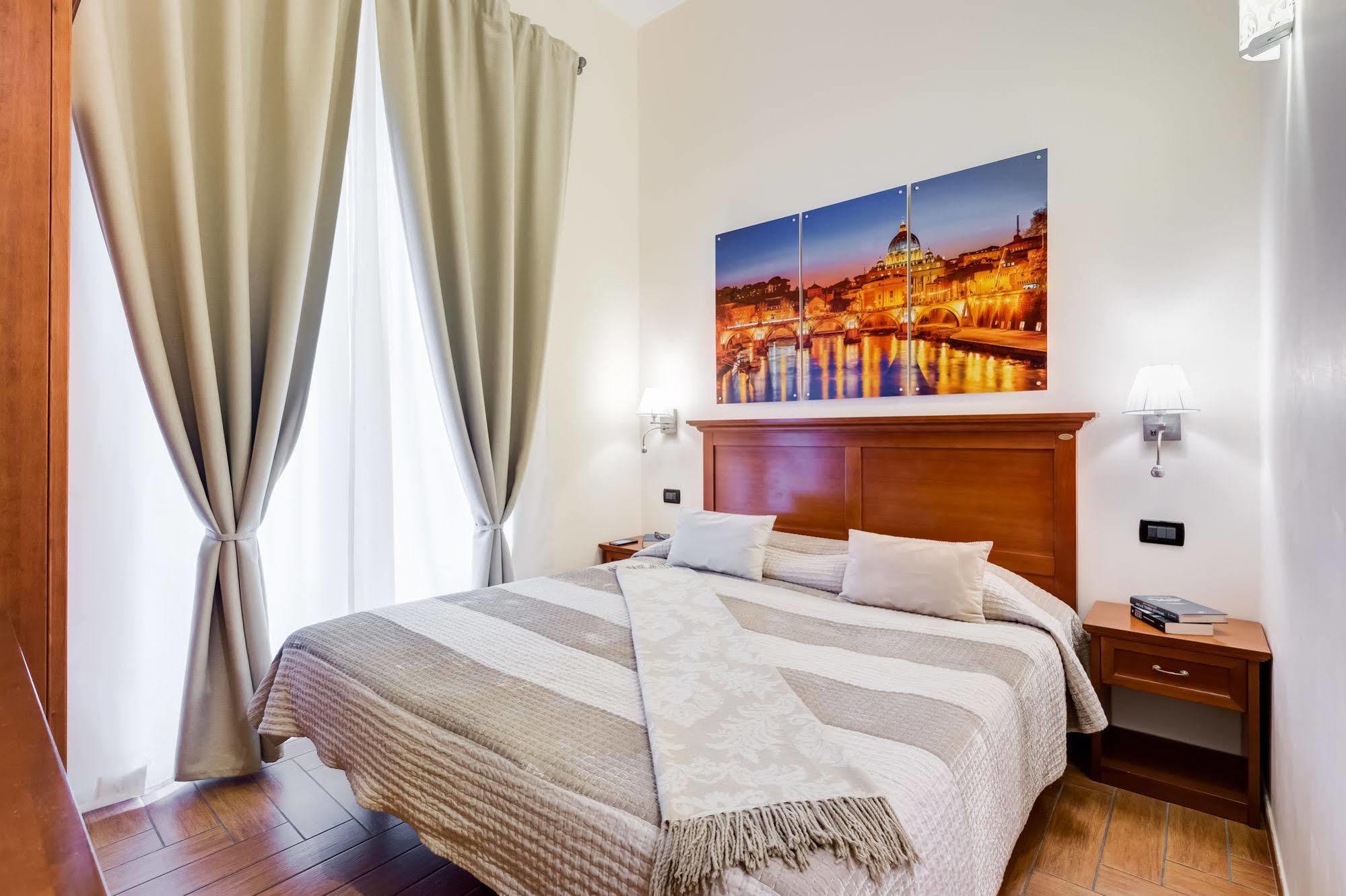 Готель Residenza Roma Екстер'єр фото